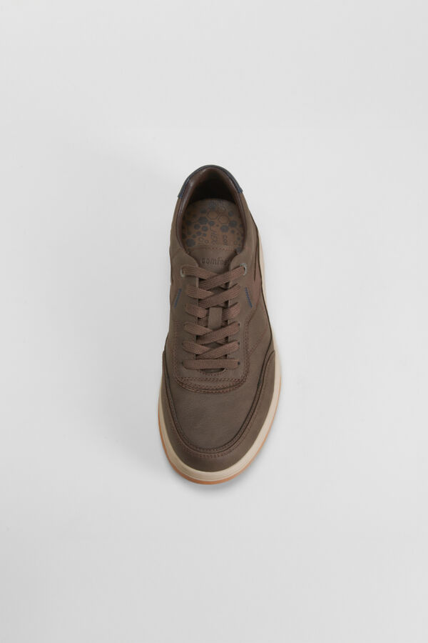 Comfeet Deportiva urbana COMFEET Marr&oacute;n oscuro