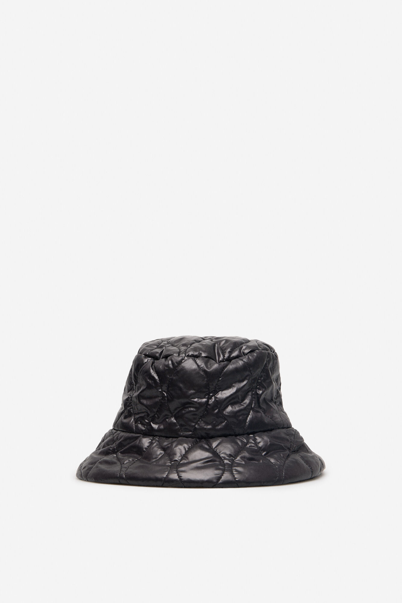 Cortefiel Chap&eacute;u bucket acolchoado