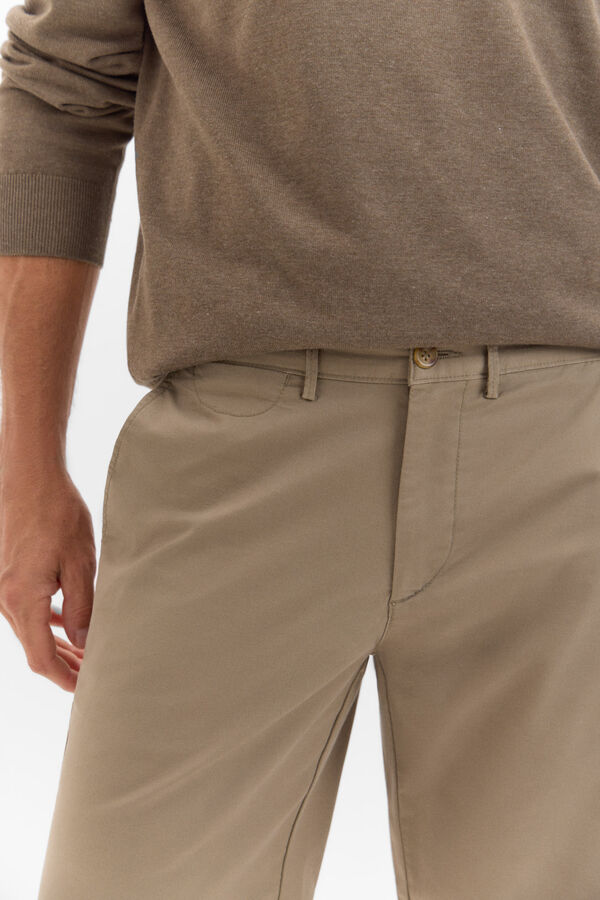 Cortefiel Bermuda chino Verde