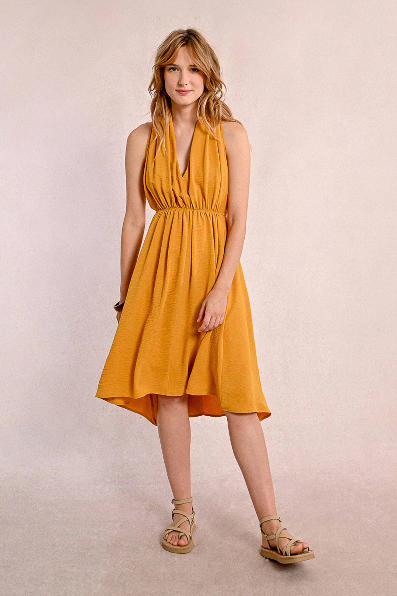 Molly Bracken Vestido curto com decote halter