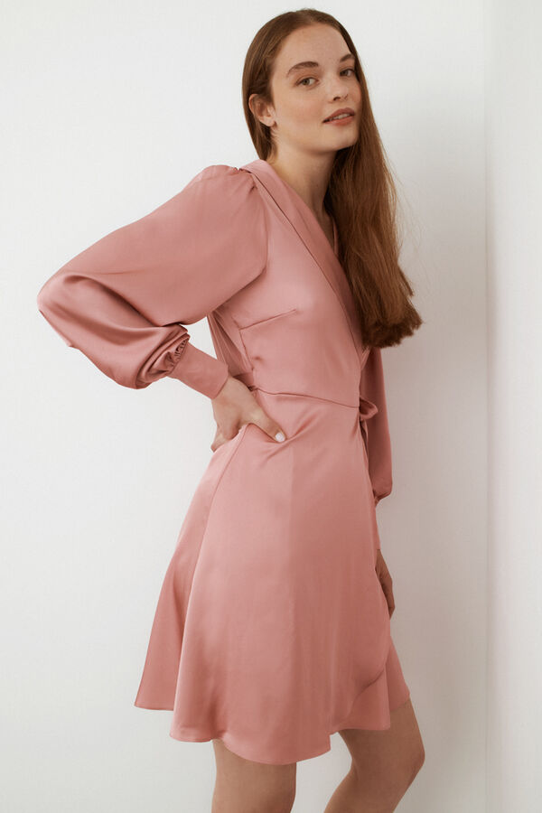 Vila Vestido satinado de manga larga Marr&oacute;n