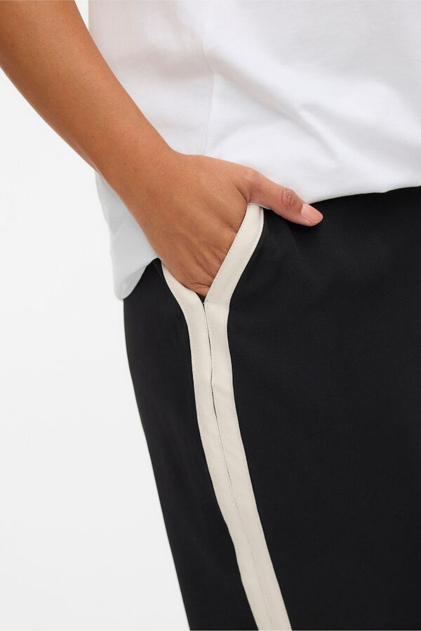 Vero Moda Curve Pantal&oacute;n cintura el&aacute;stica talla grande Negro