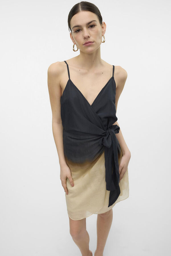 Vero Moda Vestido curto estampado com al&ccedil;as Preto