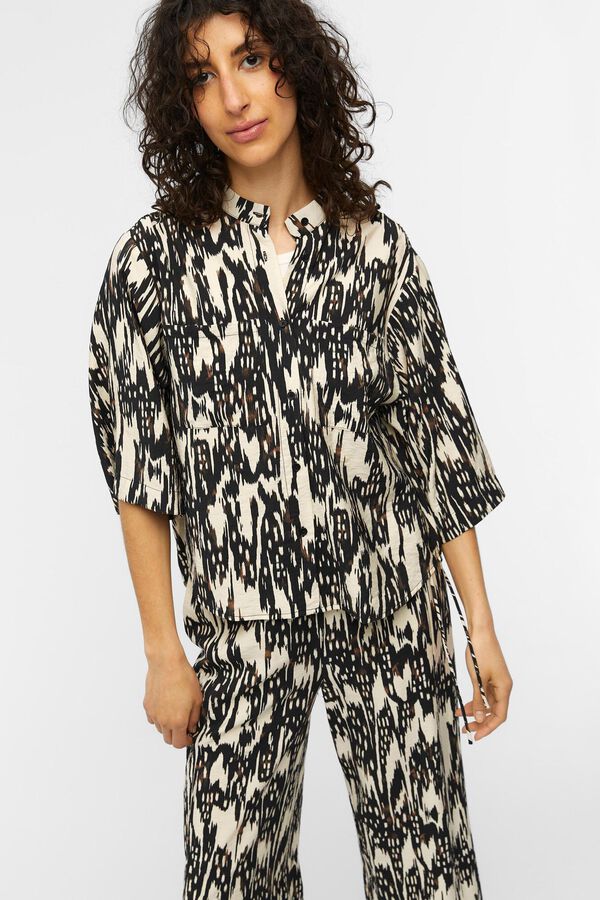 Object Cal&ccedil;as largas Cinzento