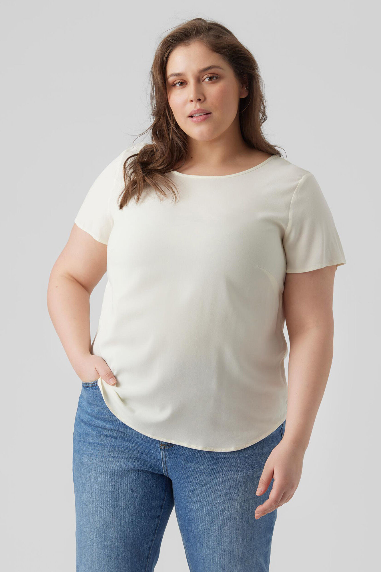 Vero Moda Curve Camiseta b&aacute;sica talla grande