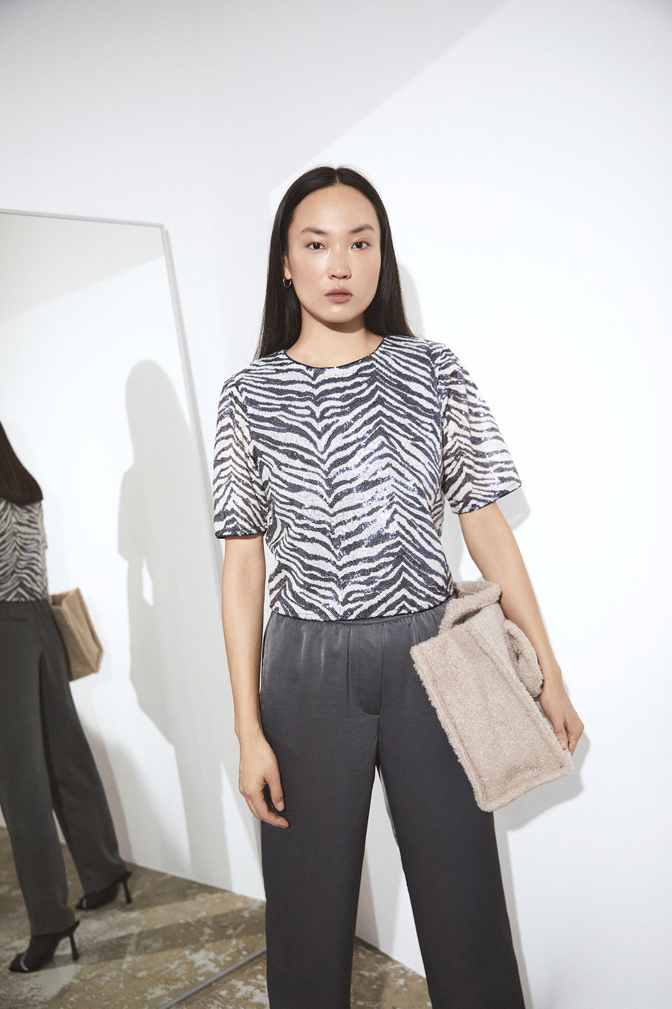 Object Top de manga curta com lantejoulas