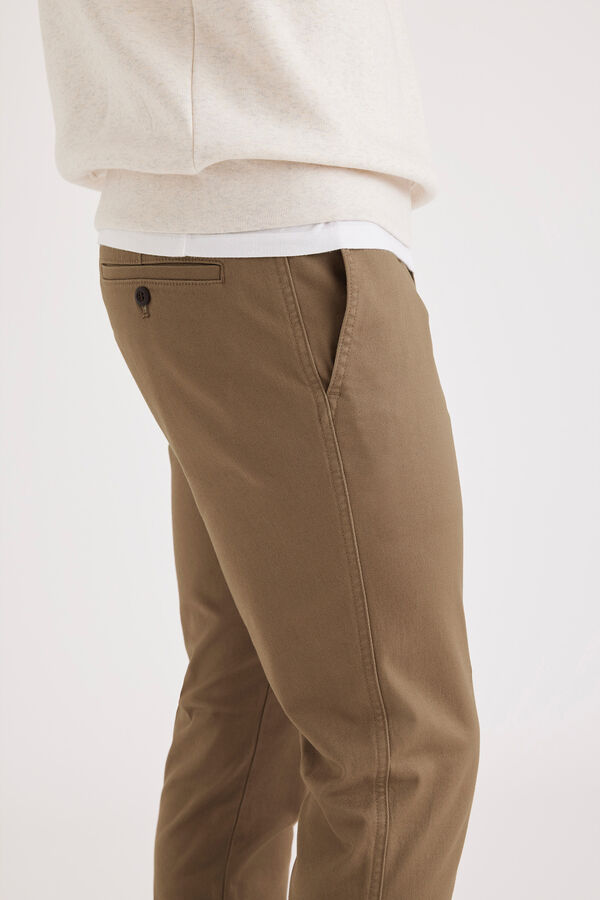 Dockers Cal&ccedil;a Chino Original para homem Skinny Fit Castanho