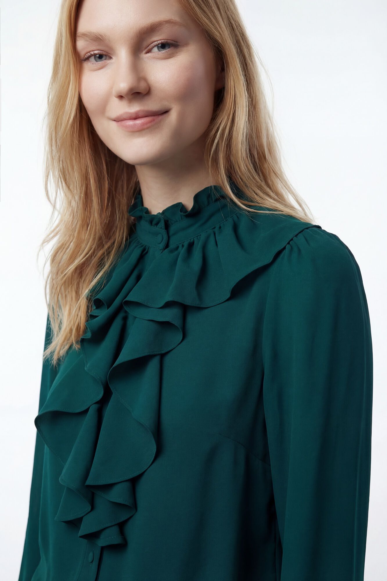 Vila Blusa de manga comprida com babados