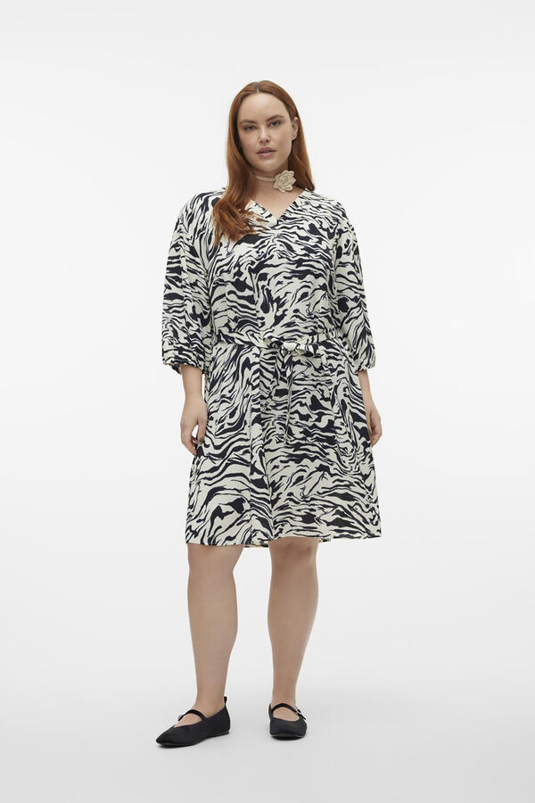 Vero Moda Curve Vestido manga 3/4 talla grande Gris