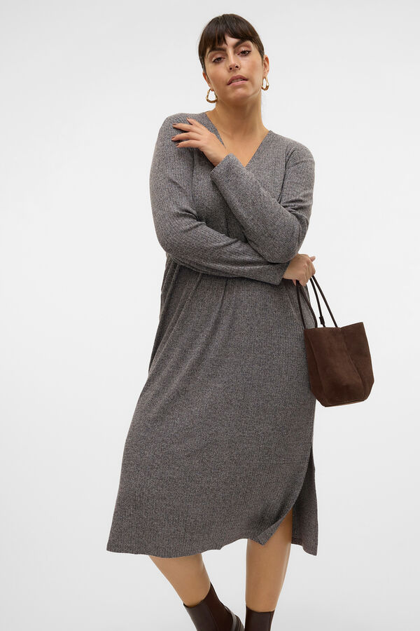 Vero Moda Curve Vestido midi em malha Plus Size Cinzento