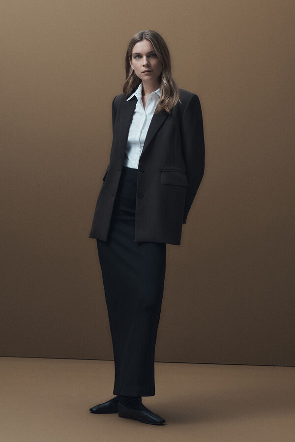 Selected Femme Camisa de manga larga Slim Fit confeccionada con algod&oacute;n org&aacute;nico. Blanco