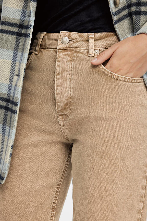 Selected Femme Pantal&oacute;n vaquero en color tostado de cintura alta y pierna ancha Blanco