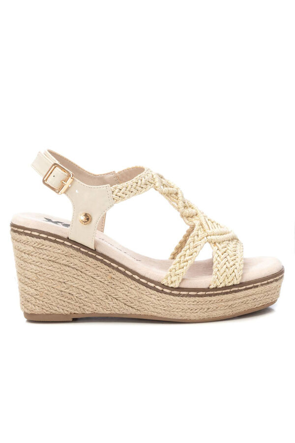 XTI Sandalia cu&ntilde;a nudos macram&eacute; Beige