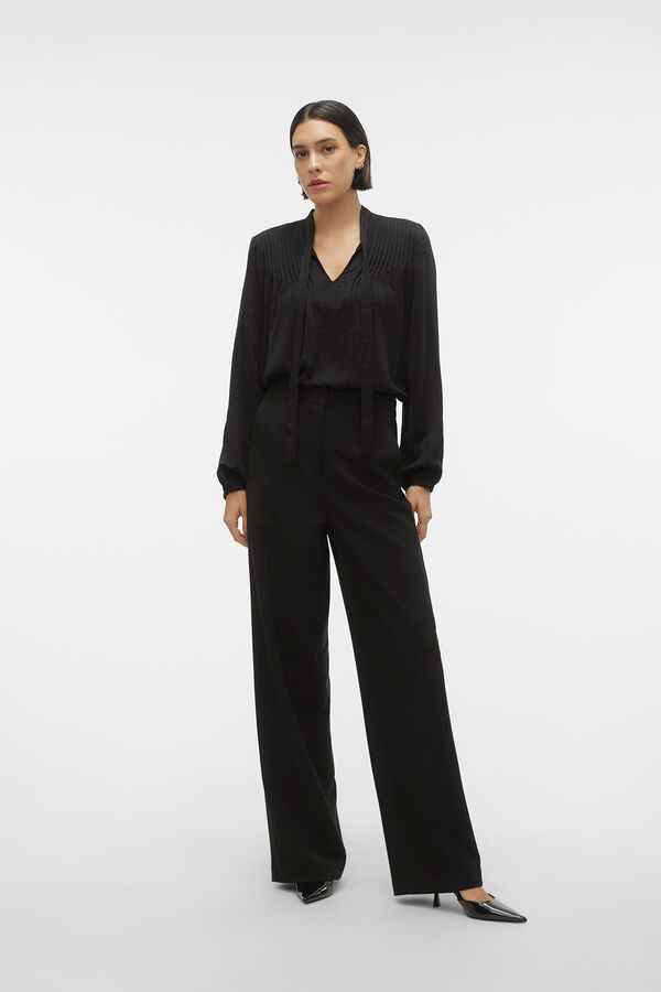 Vero Moda Top de manga larga detalle lazada Negro