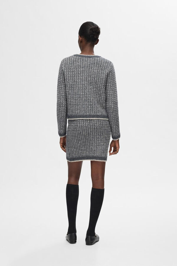 Selected Femme Cardigan estruturado confeccionado em L&atilde; RWS e Alpaca. Cinzento