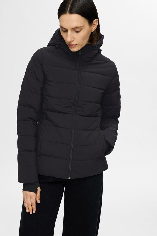 Selected Femme Casaco curto acolchoado com capuz confeccionado com materiais reciclados.  Preto