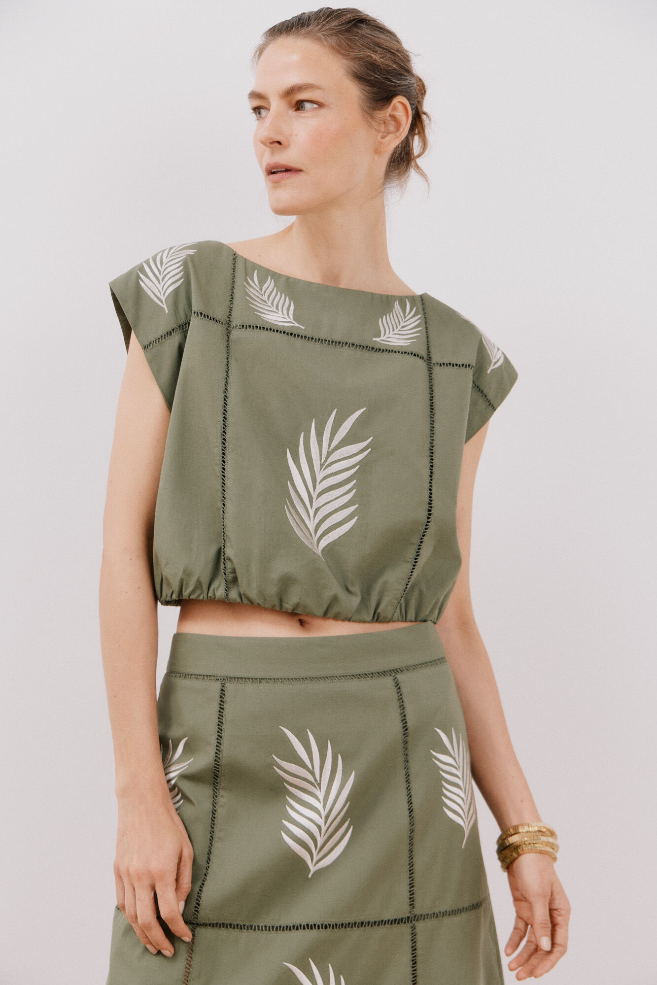 Cortefiel Top bordado