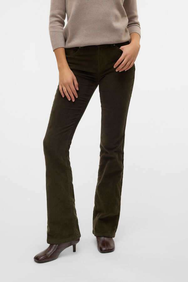 Vero Moda Pantal&oacute;n vaquero acampanado Verde oscuro