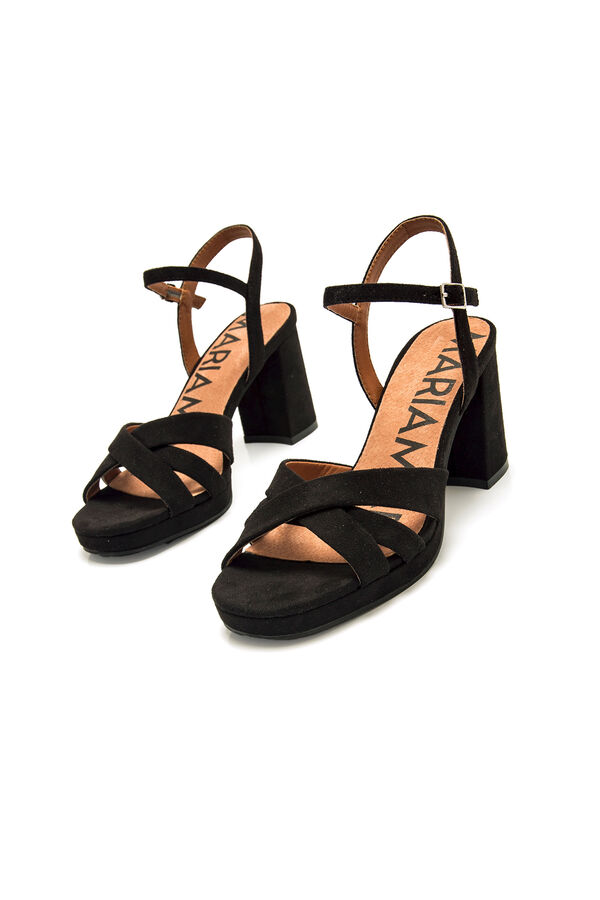 Maria Mare Sand&aacute;lia de salto alto Preto