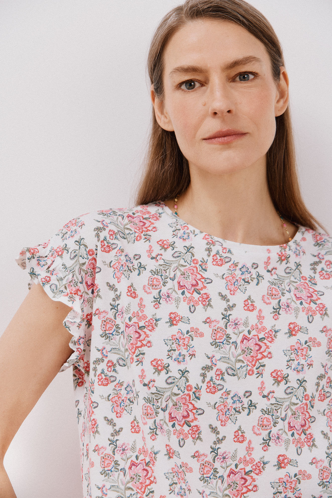 Cortefiel Camiseta b&aacute;sica volante