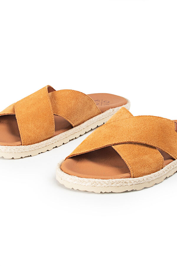 Popa Sand&aacute;lias Niger croute  Castanho