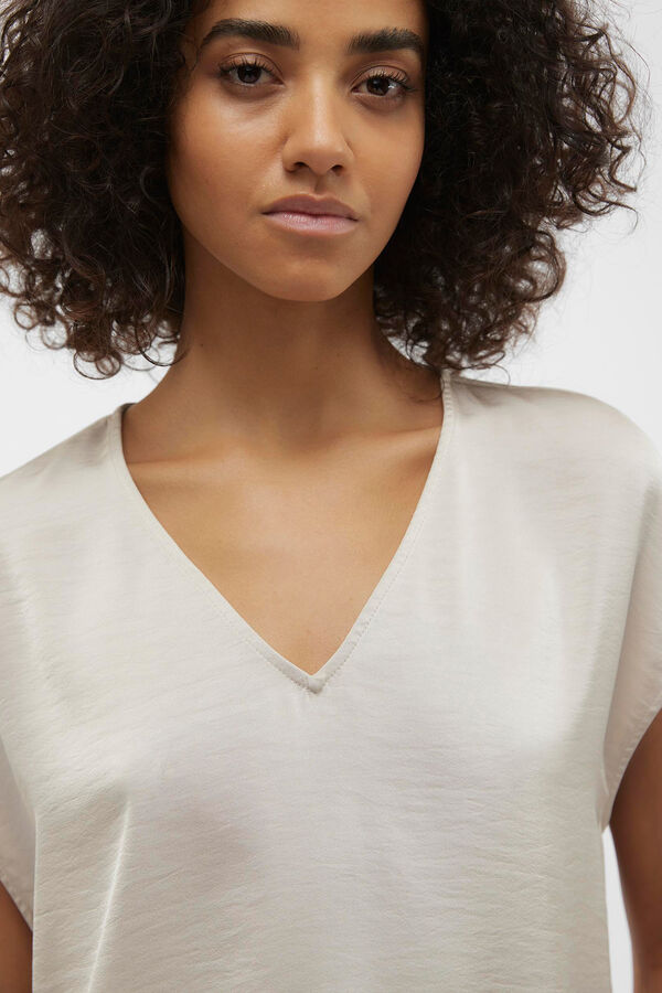 Vero Moda Blusa de manga curta com gola em V Tostado