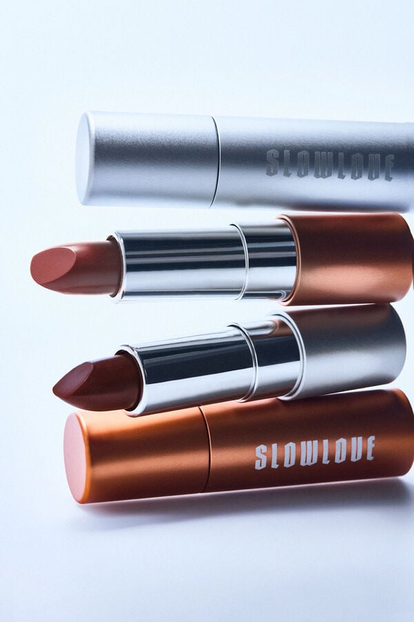 Slowlove Labial Nude Marr&oacute;n oscuro