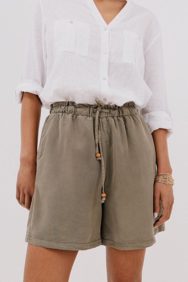 Cortefiel Bermudas flu&iacute;das tencel Verde