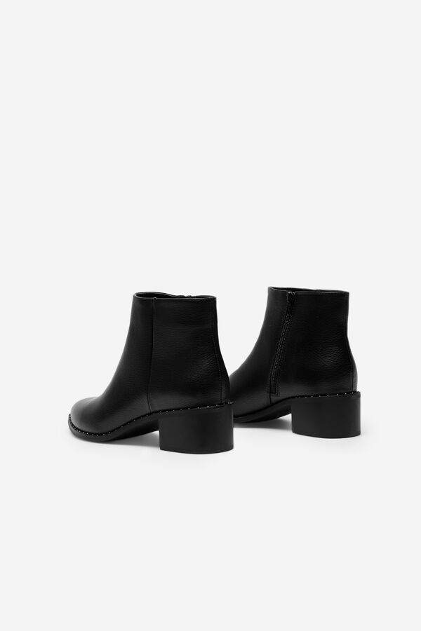 Cortefiel Botim tachas Preto