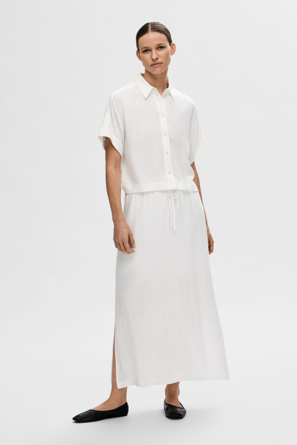 Selected Femme Camisa de manga corta de lino. Regular Fit. Blanco