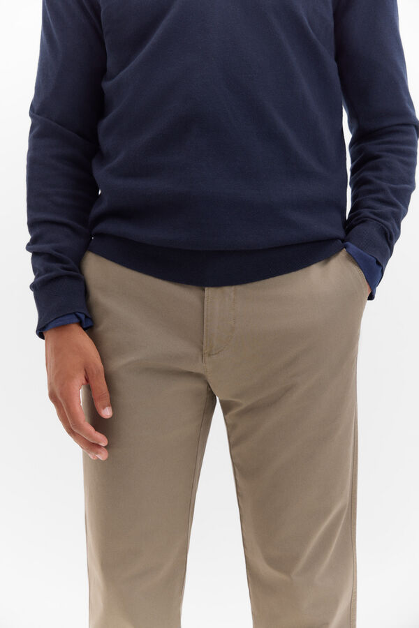 Cortefiel Pantal&oacute;n chino classic fit Kaki