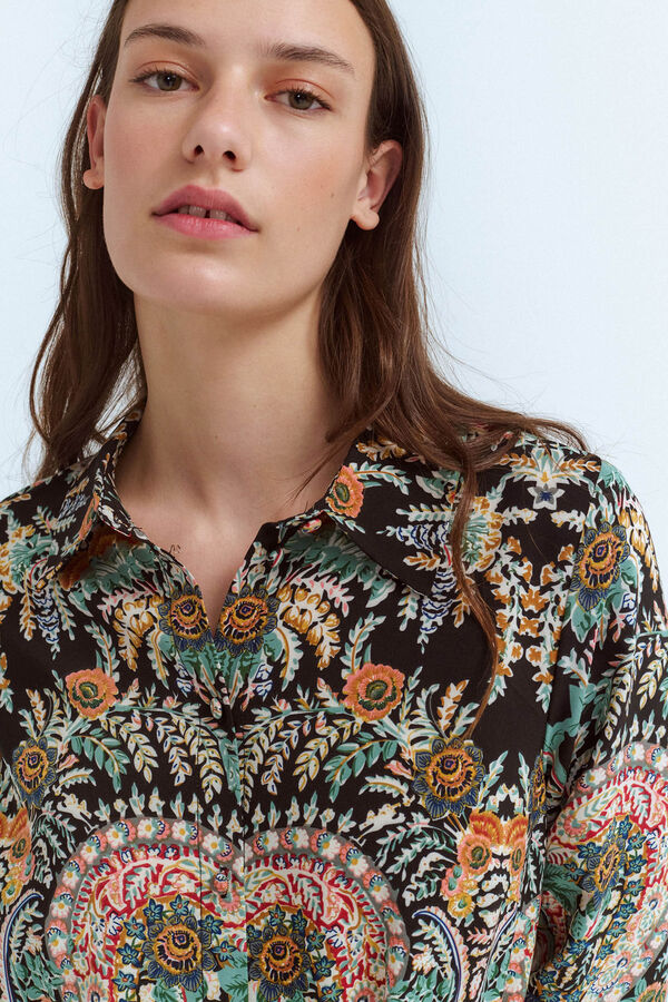 Vila Vestido camisero midi estampado Negro