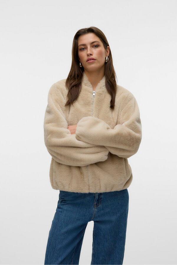 Vero Moda Bomber efecto pelo Beige