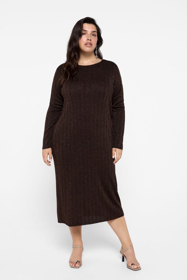 Vero Moda Curve Vestido midi plus size em malha lurex Castanho