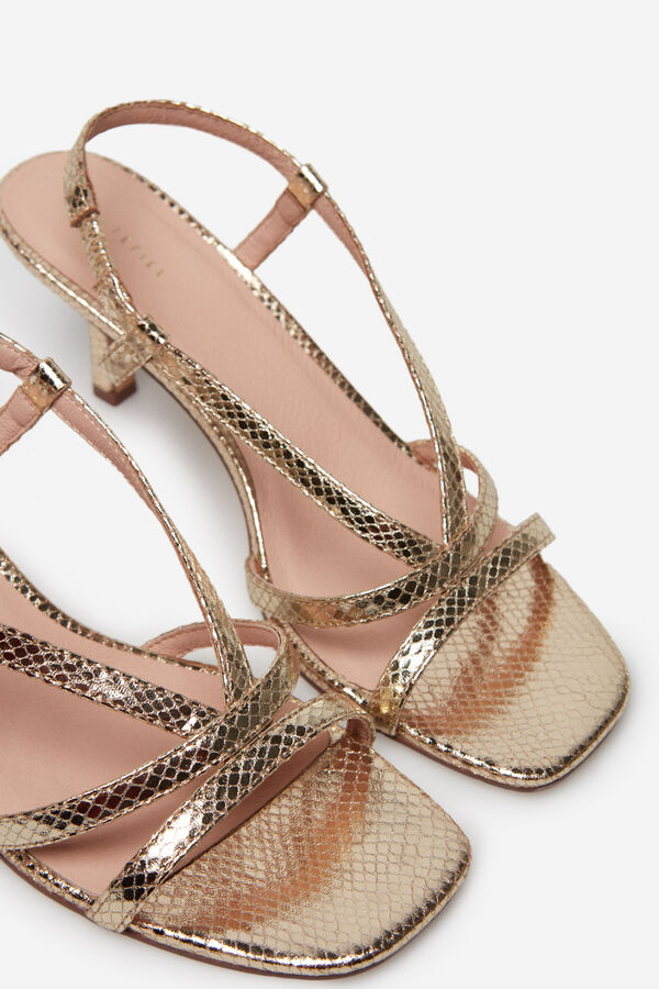 Cortefiel Sandalia tac&oacute;n metalizada Dorado