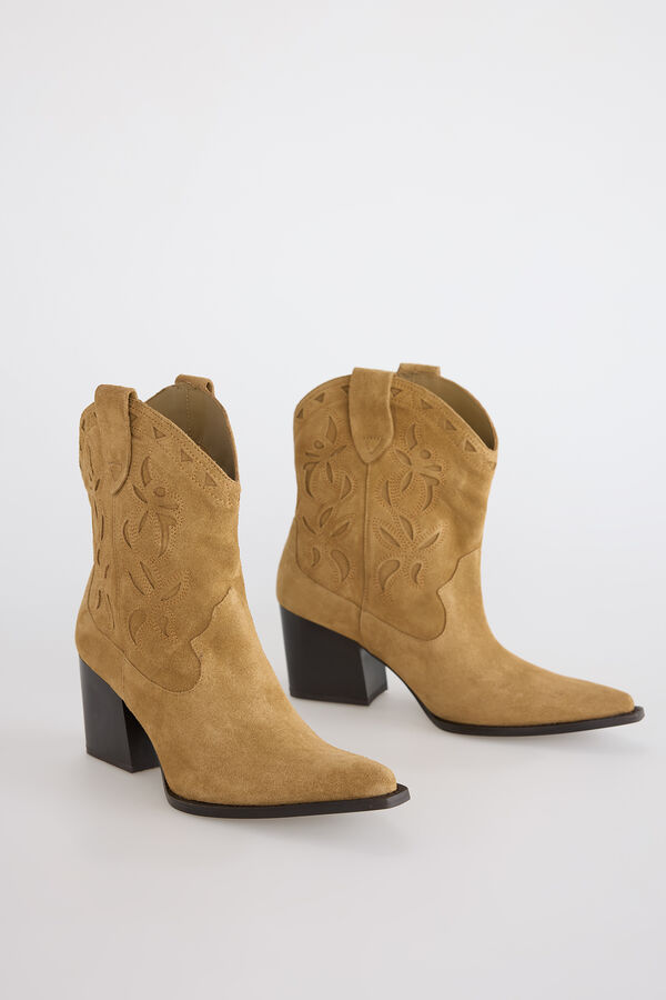 Slowlove Bot&iacute;n tacon serraje Camel