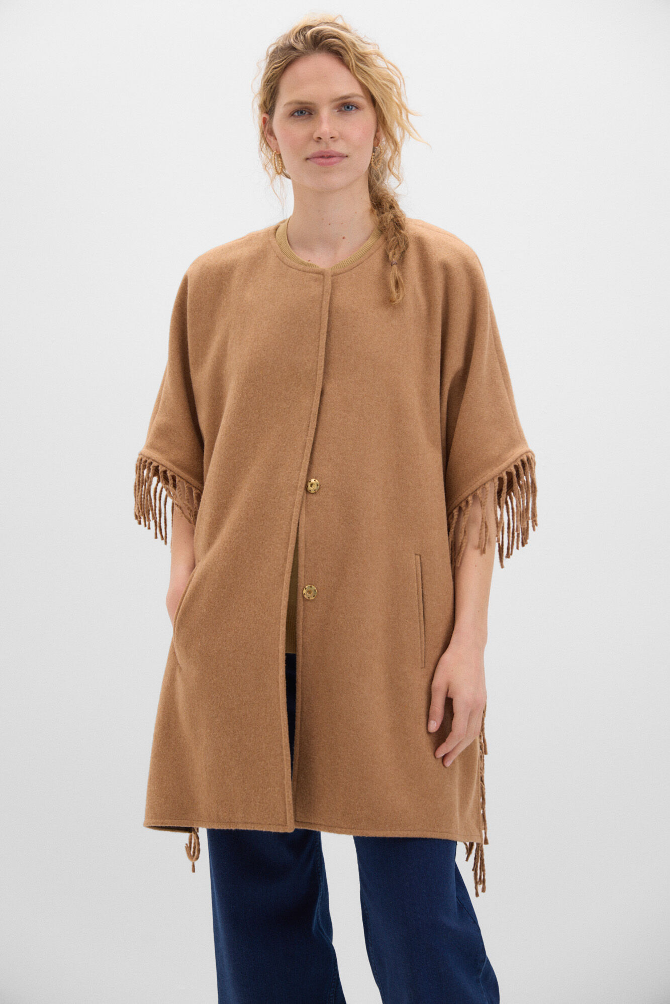 Cortefiel Abrigo capa com franjas