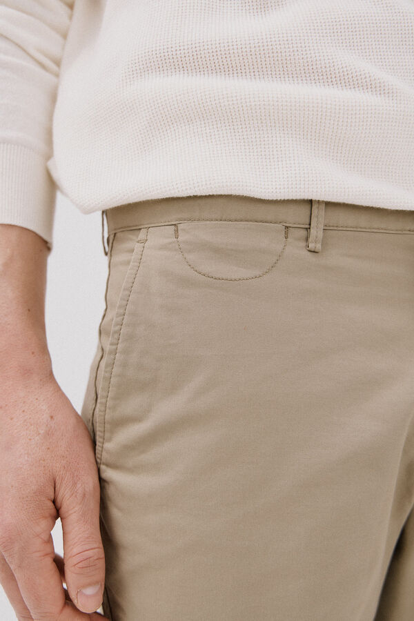 Cortefiel Bermuda chino Verde