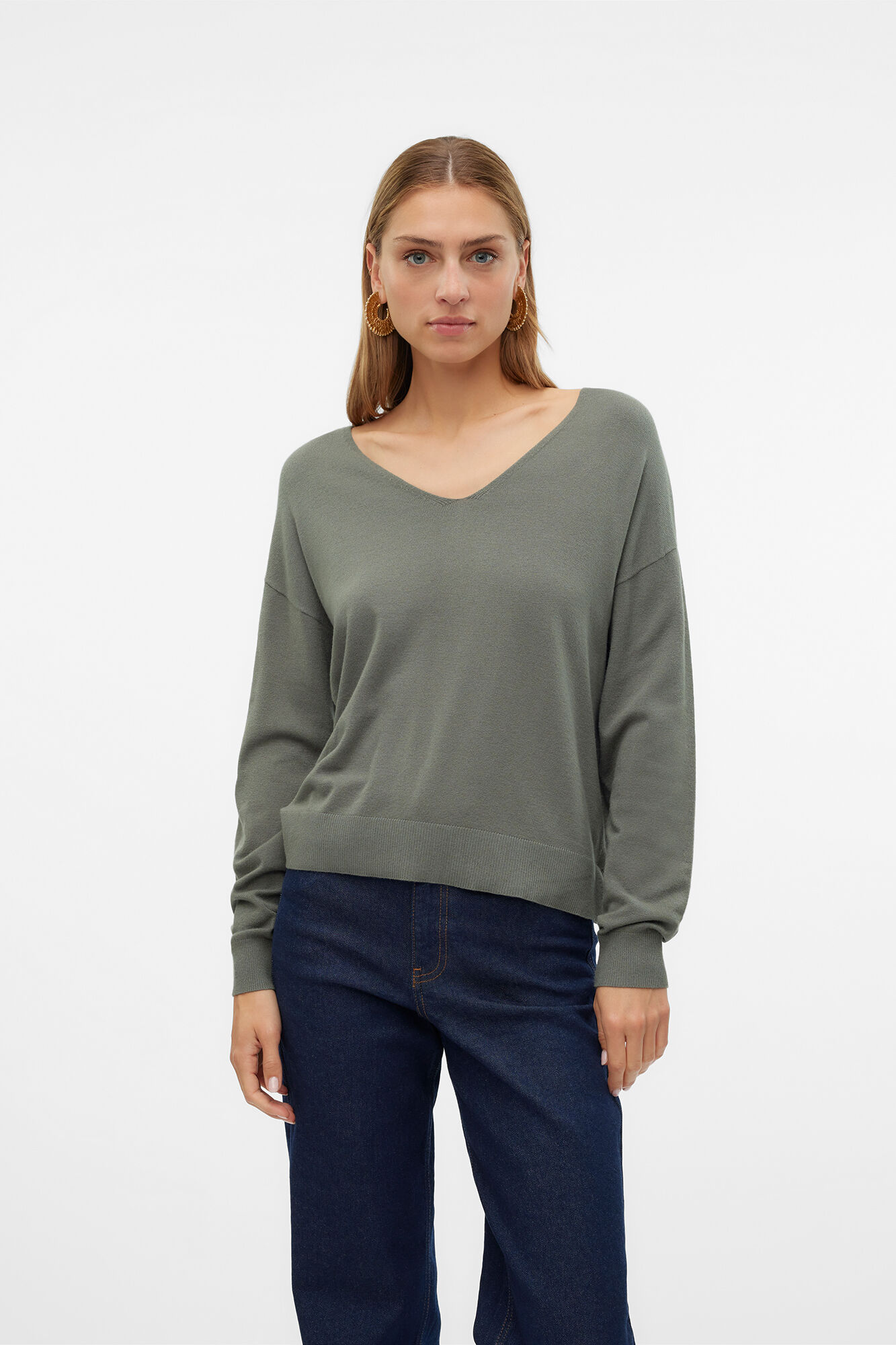 Vero Moda Su&eacute;ter feminino com gola em bico e ombros ca&iacute;dos