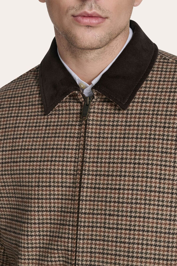 Dockers Chaqueta con cuello cl&aacute;sico Beige