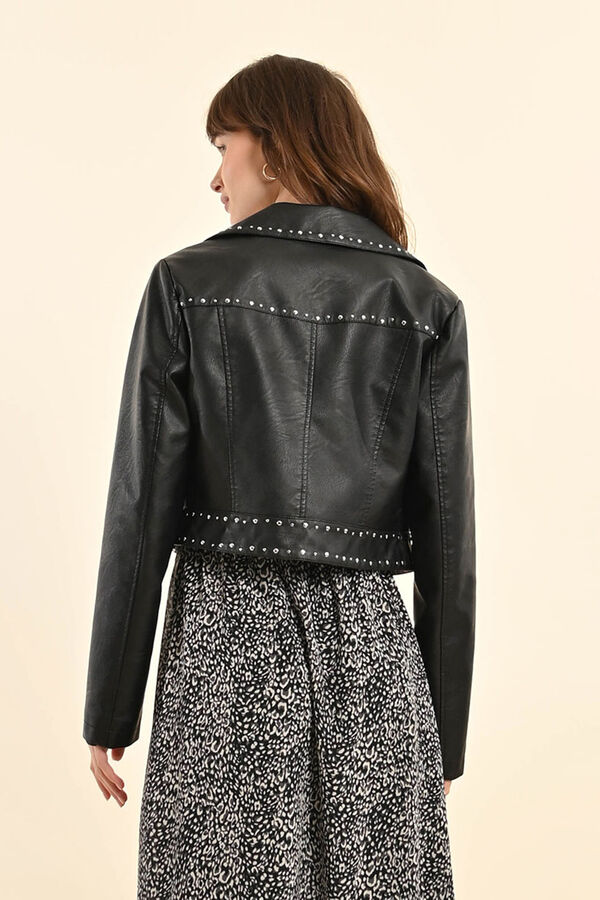 Molly Bracken Cazadora de mujer corta efecto cuero con tachuelas Negro