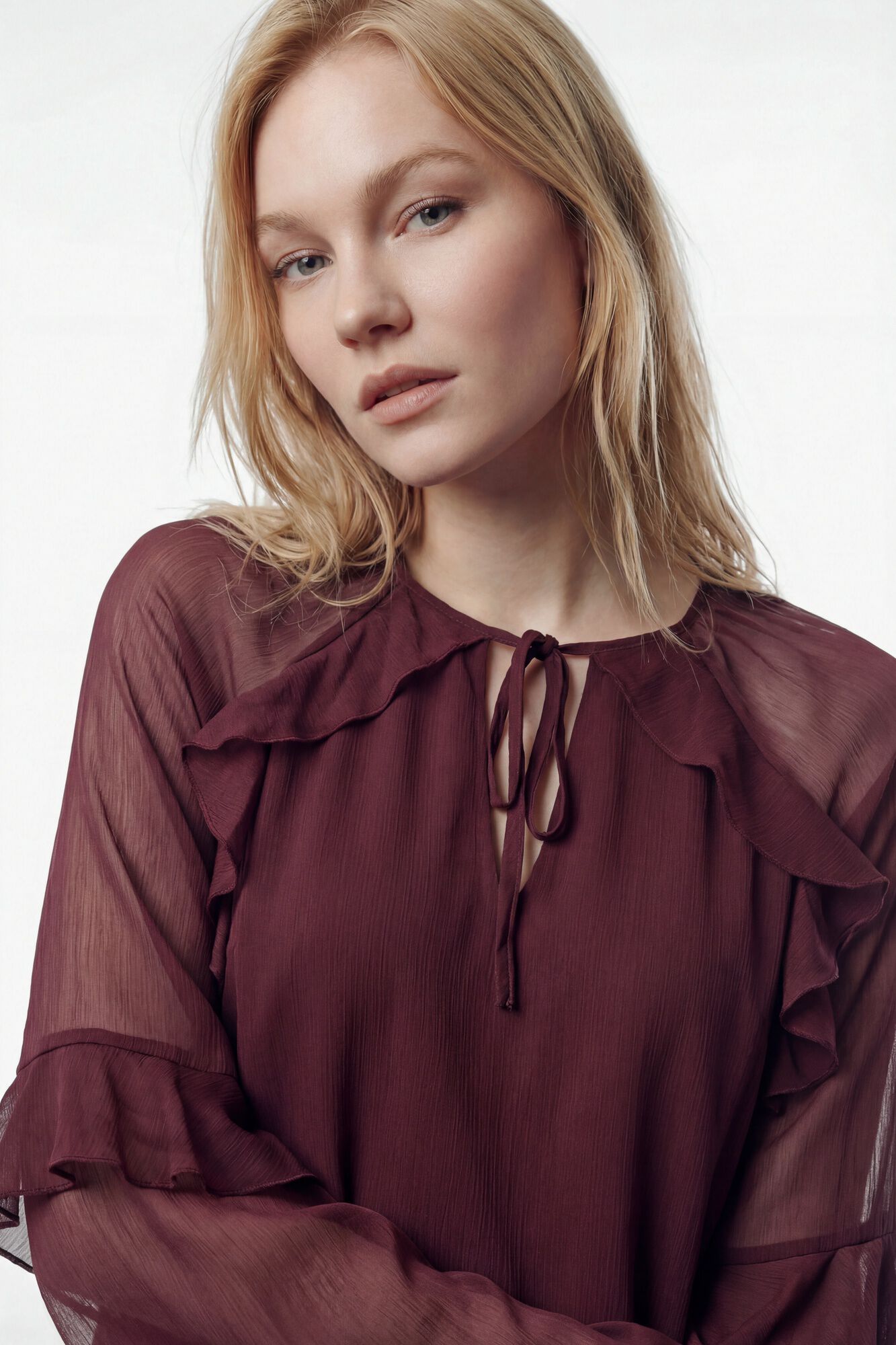 Vila Vestido curto de chiffon com babados