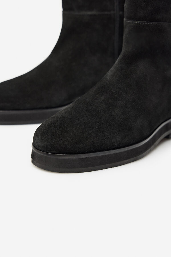 Cortefiel Bota alta el&aacute;stico serraje Negro