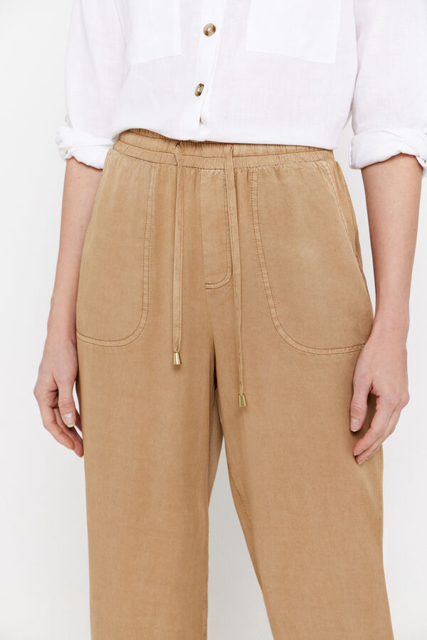 Cortefiel Pantal&oacute;n fluido color 100% tencel Marr&oacute;n