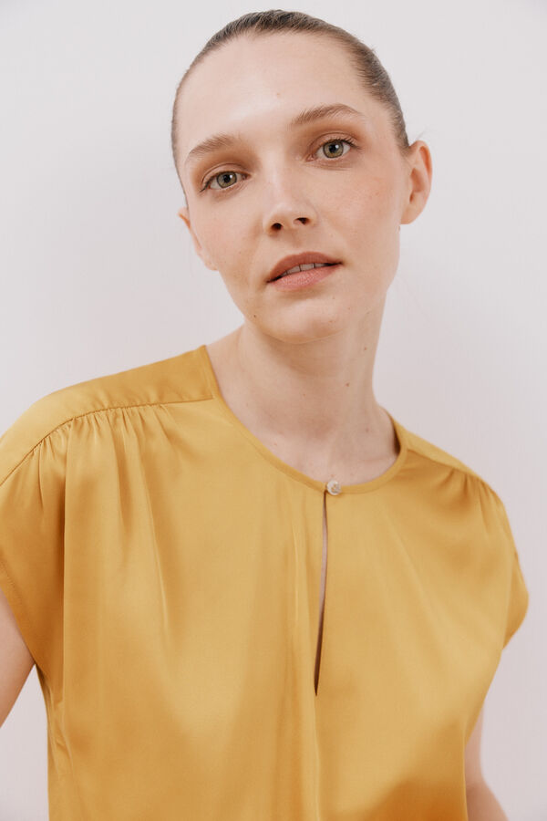 Cortefiel Top combinado acetinado Dourado