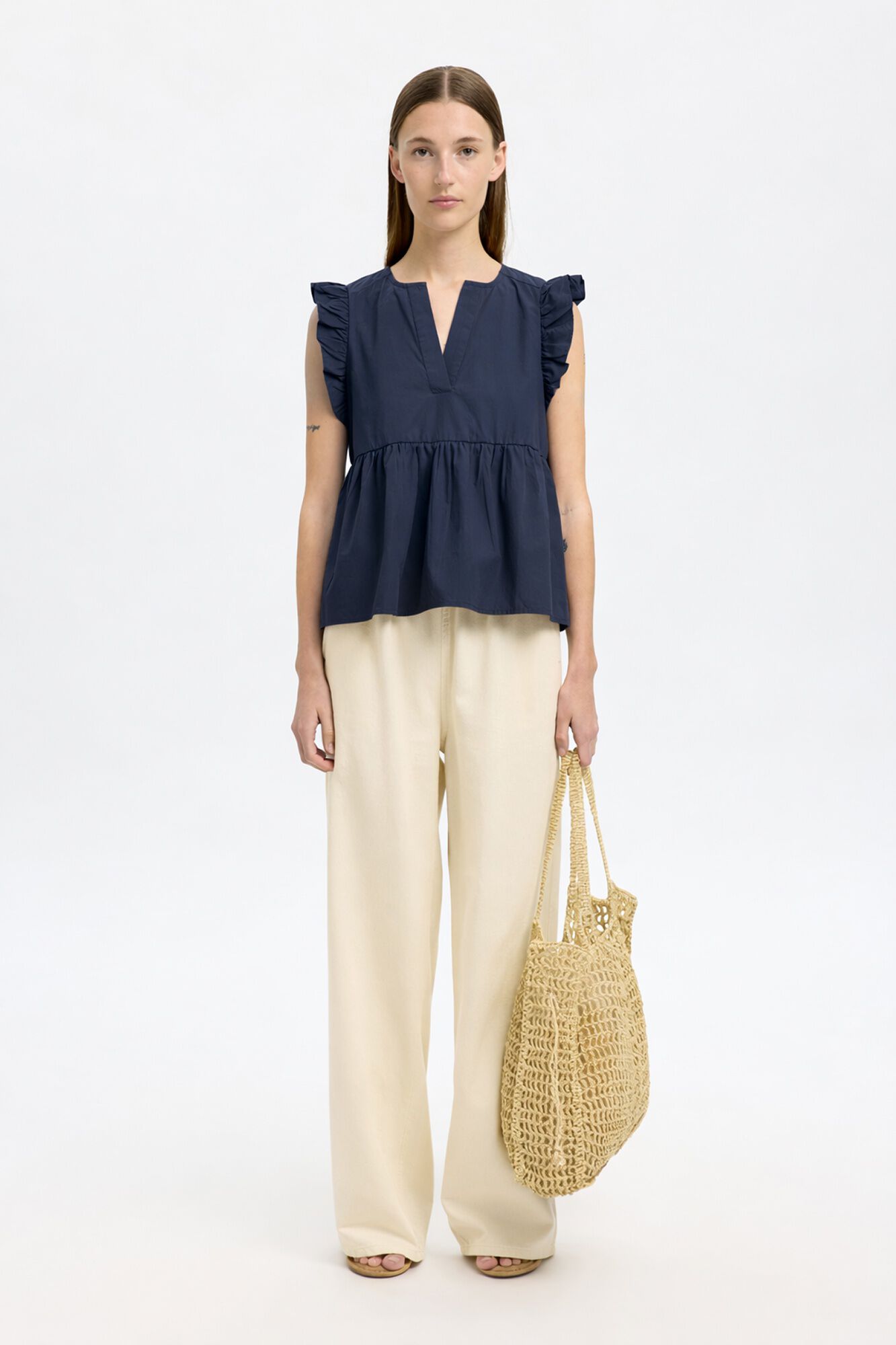 Selected Blusa sin mangas y volantes