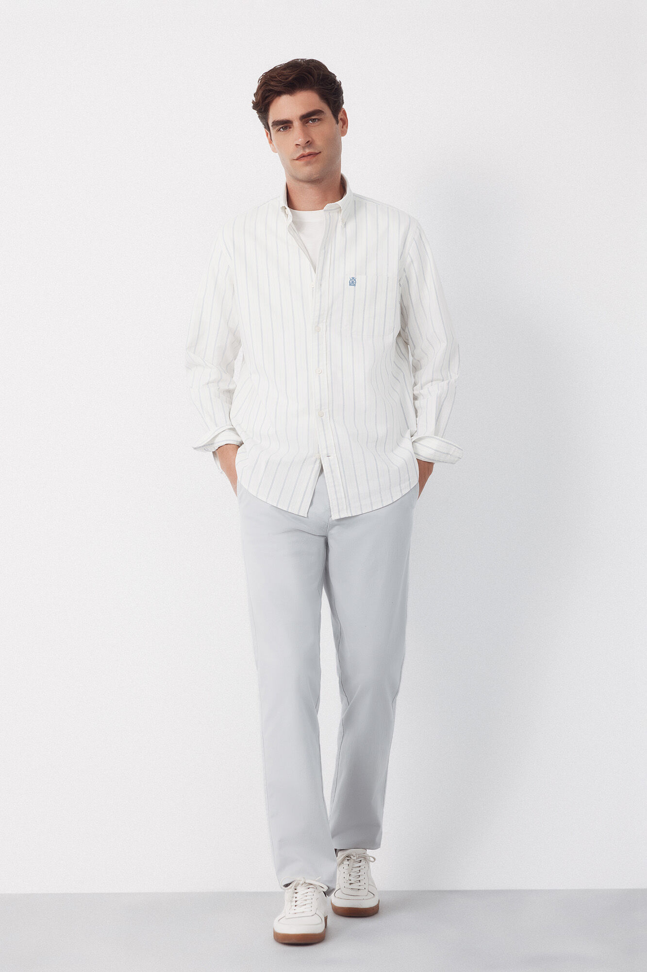 Cortefiel Cal&ccedil;as chino regular fit