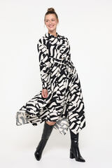 Vero Moda Vestido camisa midi com baixo assimétrica Preto