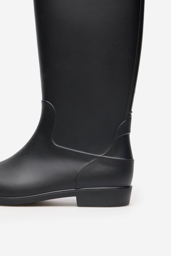 Cortefiel Bota de agua Negro