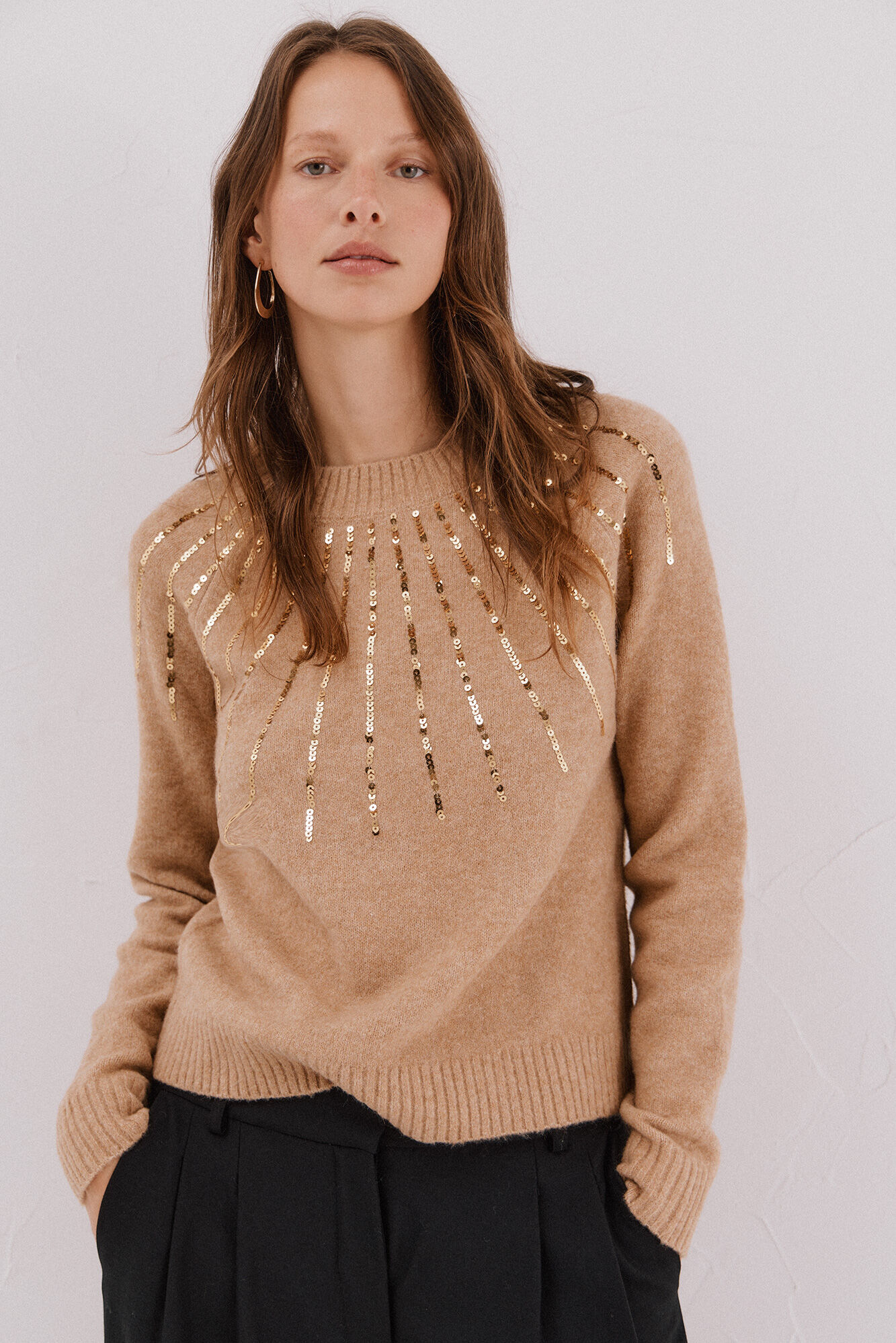 Cortefiel Jersey delantero lentejuelas.